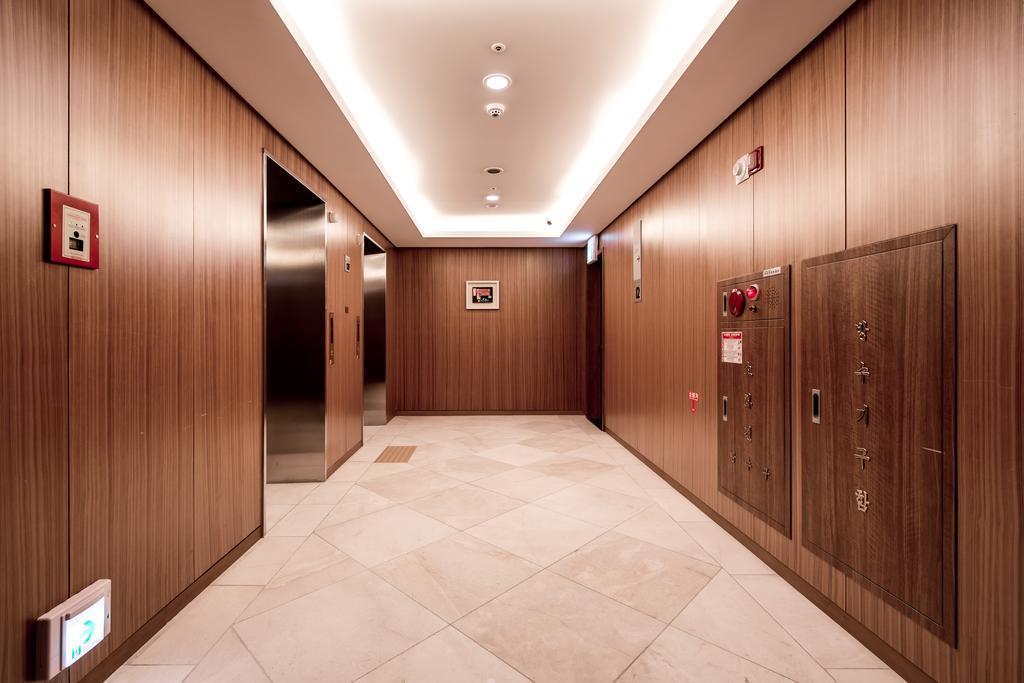 Hotel Aventree Jongno Seoul Exterior photo